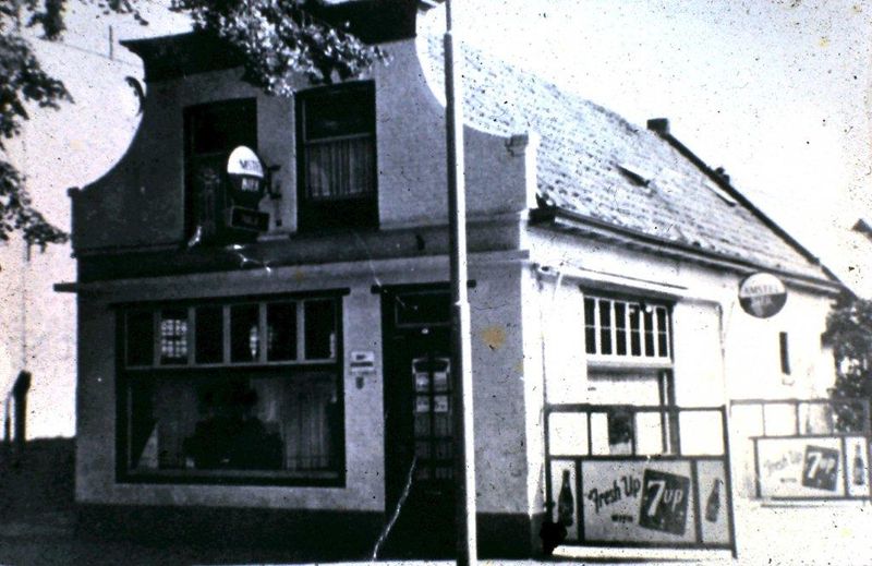 Bestand:CafeDancing Thalia.jpg