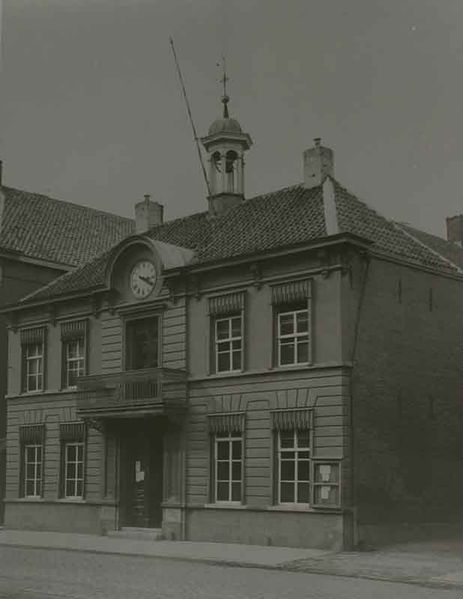 Bestand:Raadhuis Grotestraat.jpg