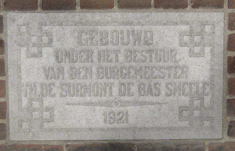 Bestand:Gevelsteen mr van coothstraat 92.jpg